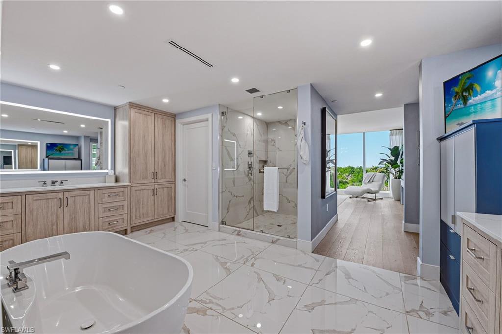 KALEA BAY TOWER 300 - Residential