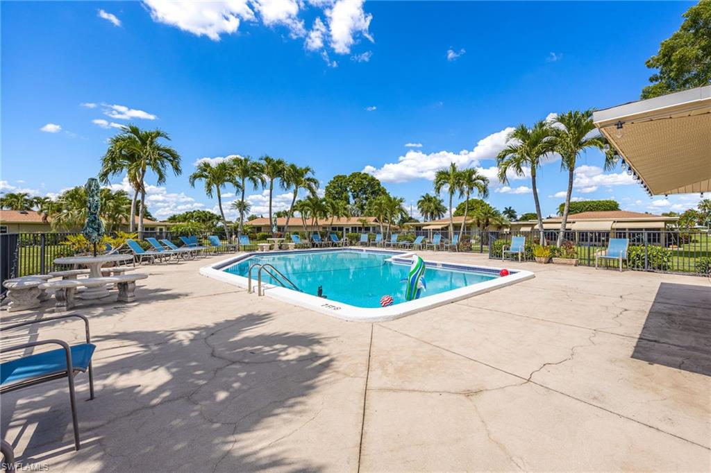 WHISKEY CREEK VILLAGE GREEN - Residential