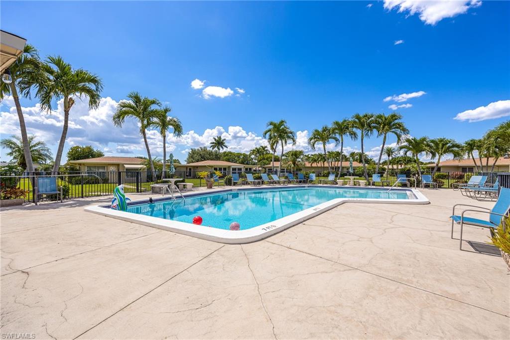 WHISKEY CREEK VILLAGE GREEN - Residential