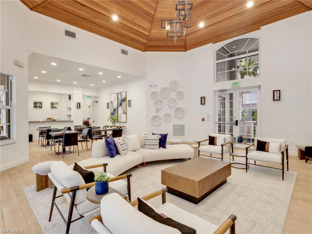 REGATTA - Residential Lease