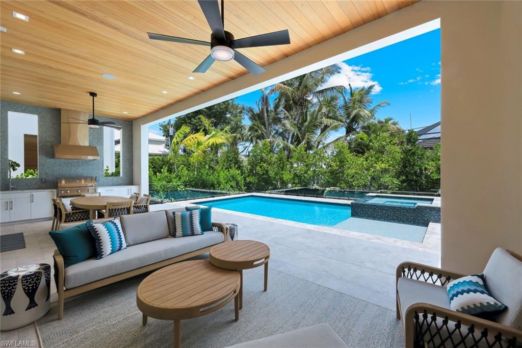 NAPLES PARK - Residential