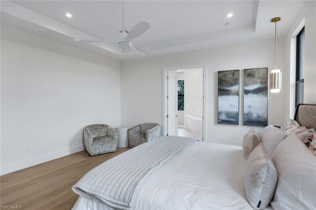 NAPLES PARK - Residential