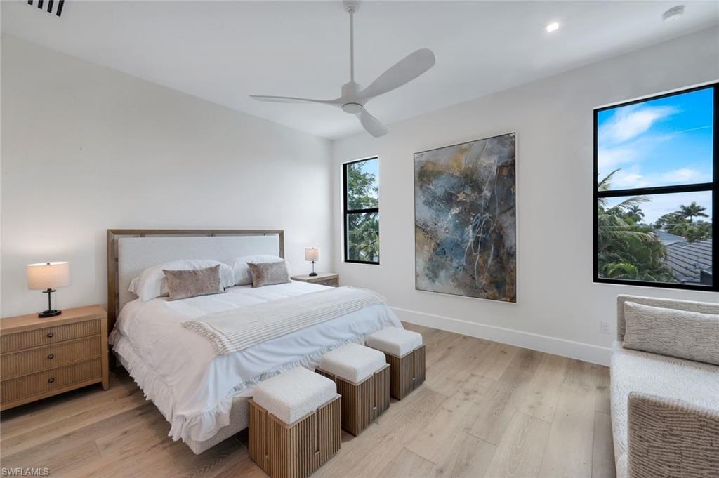 NAPLES PARK - Residential