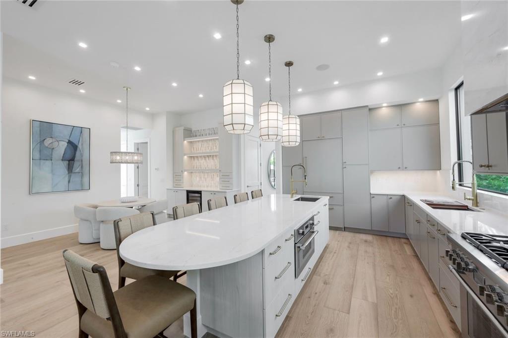 NAPLES PARK - Residential