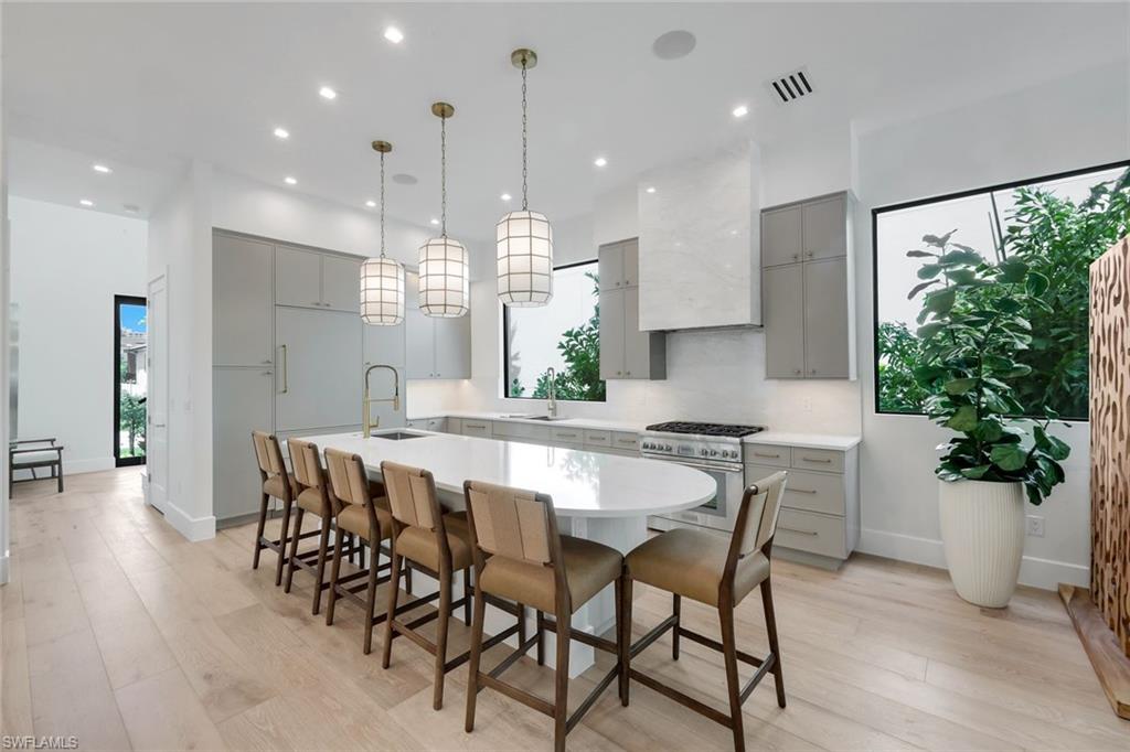 NAPLES PARK - Residential