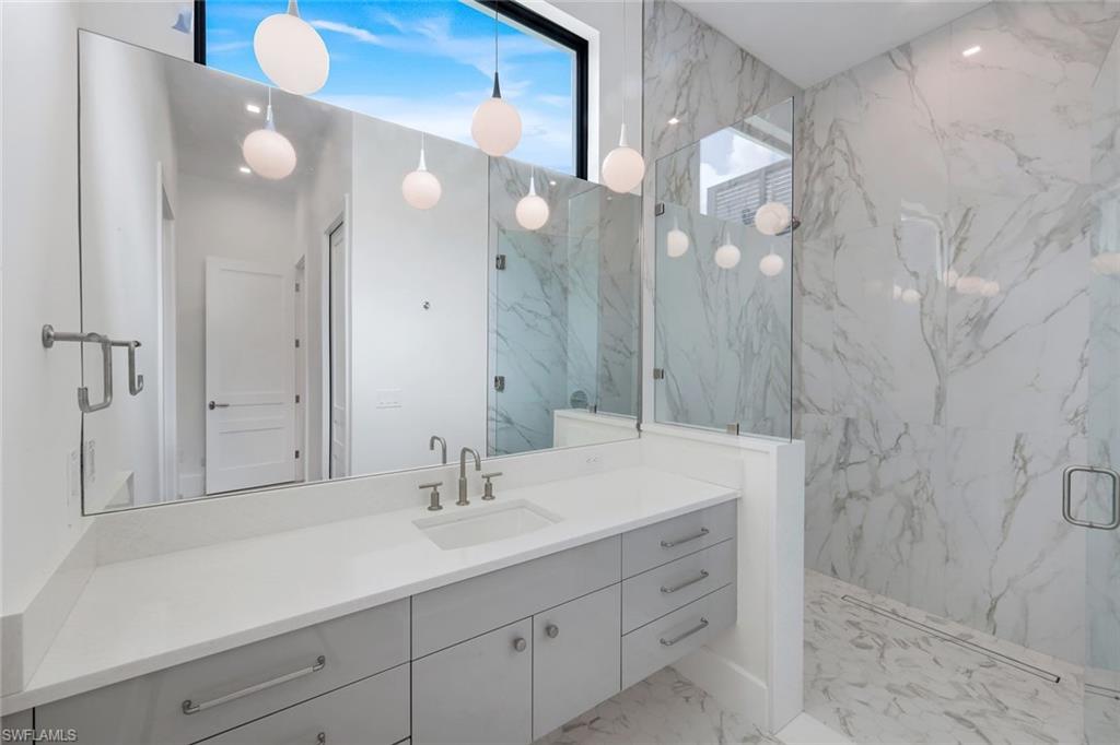 NAPLES PARK - Residential