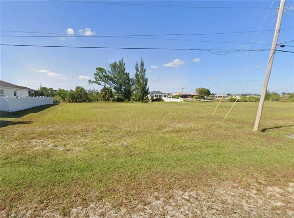 CAPE CORAL - Land