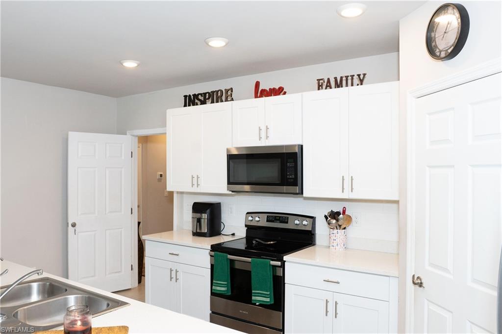 GOLDEN GATE ESTATES - Residential