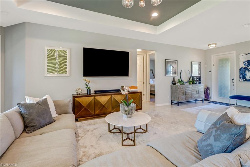 PINECREST HAVEN - Residential