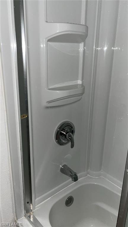 VILLAGE CREEK - Residential Lease