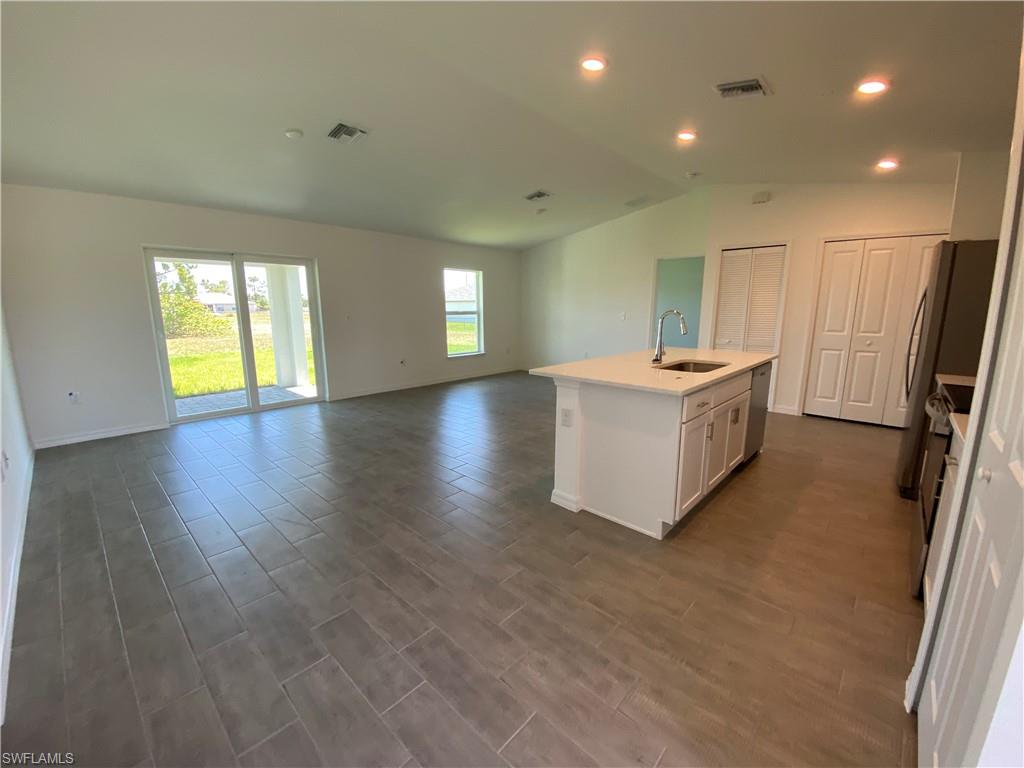 CAPE CORAL - Residential Lease