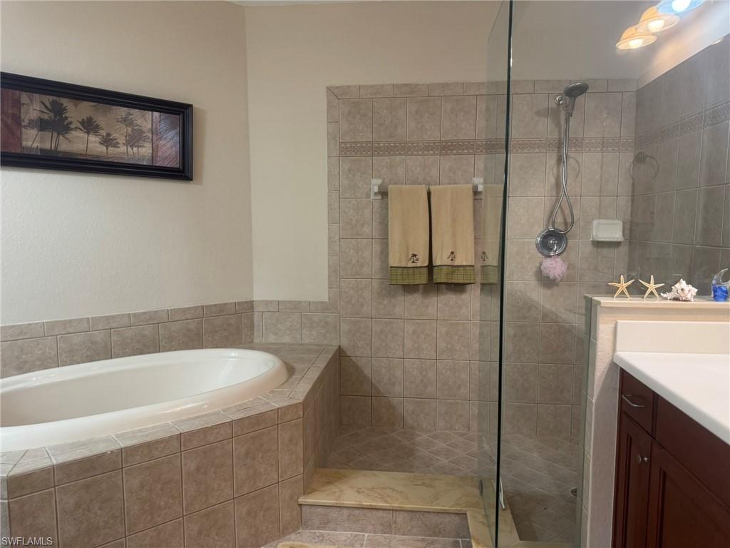 BOCA LAGO - Residential