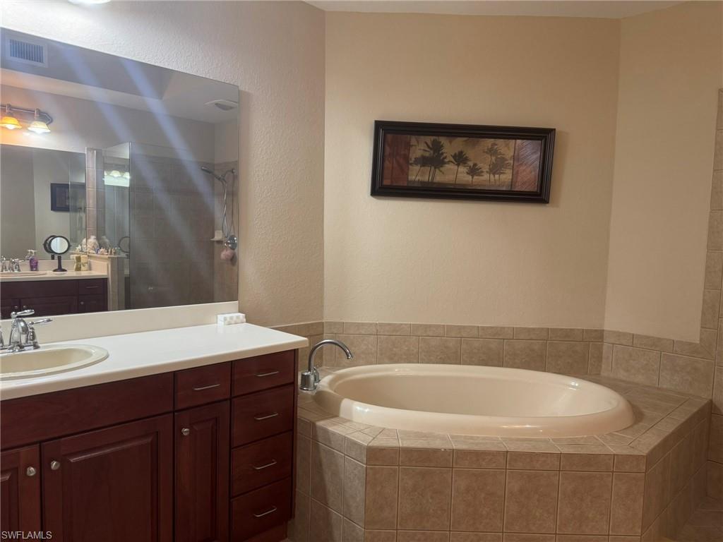 BOCA LAGO - Residential