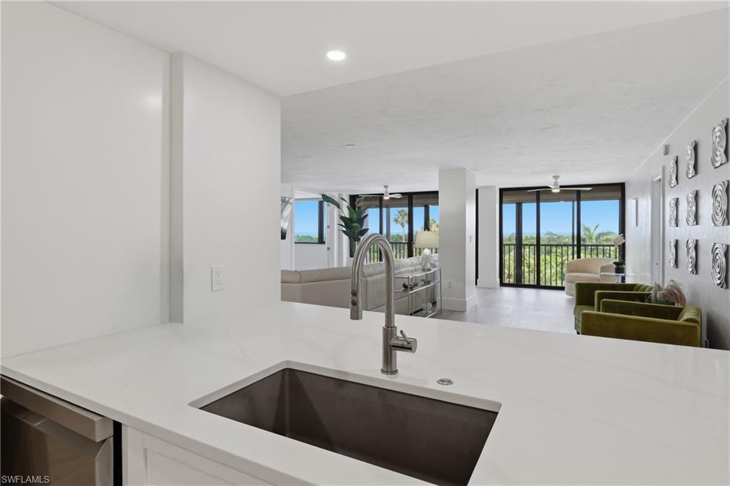 STRATFORD - Residential Lease