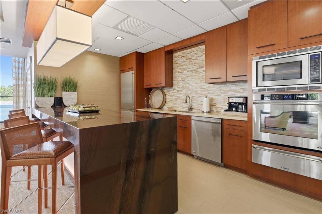 STRATFORD - Residential Lease
