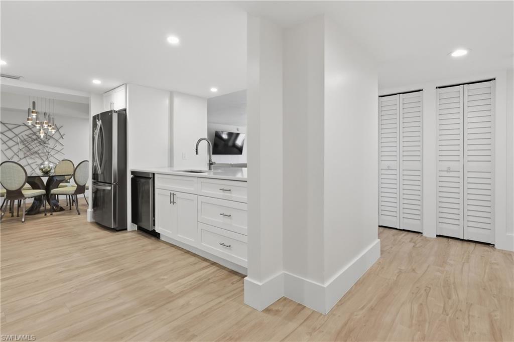 STRATFORD - Residential Lease