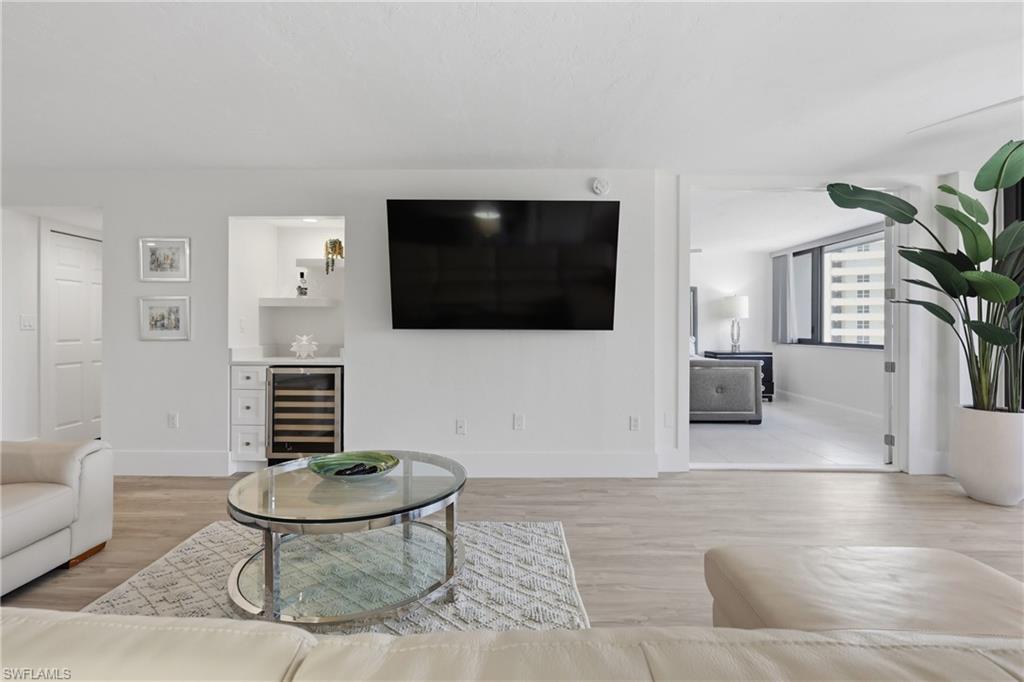 STRATFORD - Residential Lease