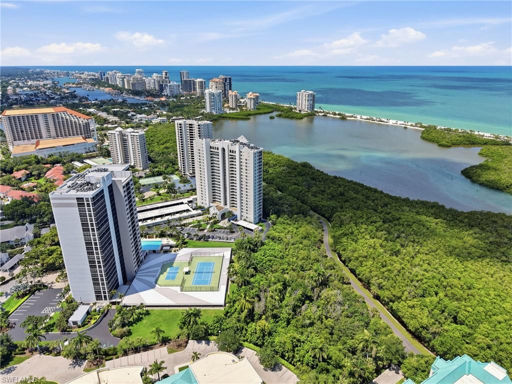 STRATFORD - Residential Lease