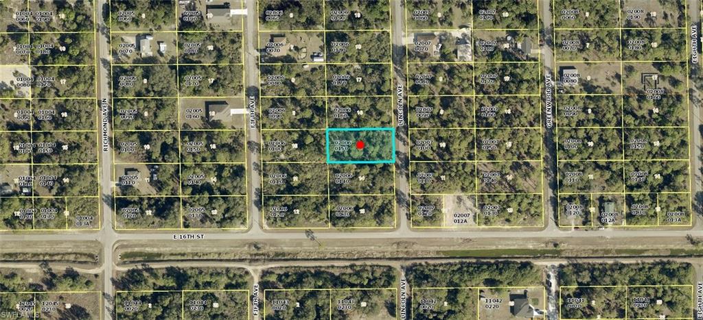 An exciting opportunity awaits in this growing area! Be part of a vibrant community where new construction is booming. This prime location puts you close to fantastic golf, shopping, and dining options. Enjoy the added perk of being just a short drive from Fort Myers and Punta Gorda airports, two major spring training destinations, and sun-drenched beaches!