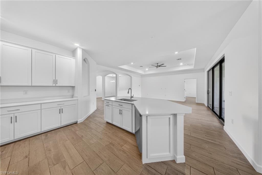VALENCIA COUNTRY CLUB - Residential Lease