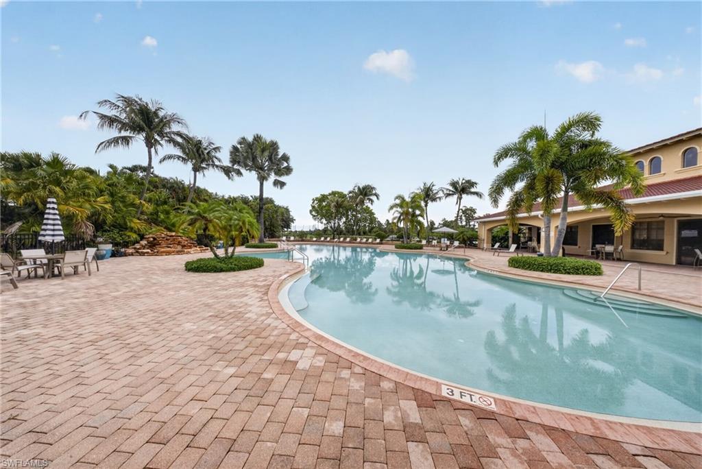 VALENCIA COUNTRY CLUB - Residential Lease