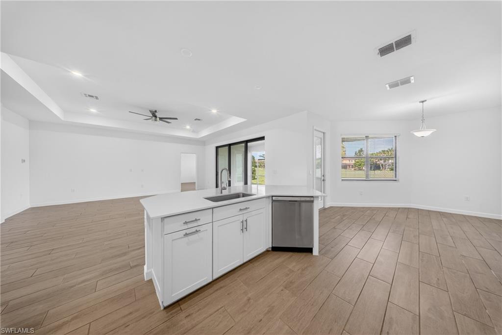 VALENCIA COUNTRY CLUB - Residential Lease
