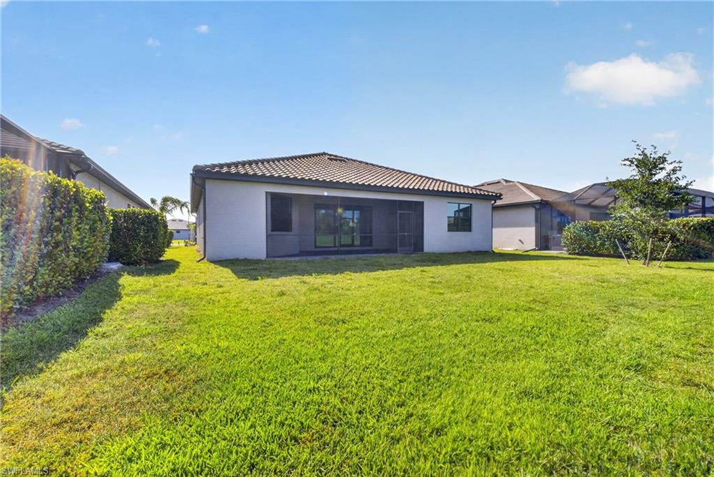 VALENCIA COUNTRY CLUB - Residential Lease