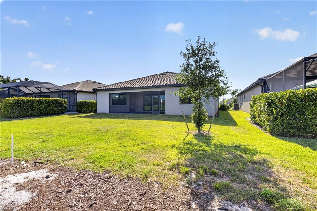 VALENCIA COUNTRY CLUB - Residential Lease