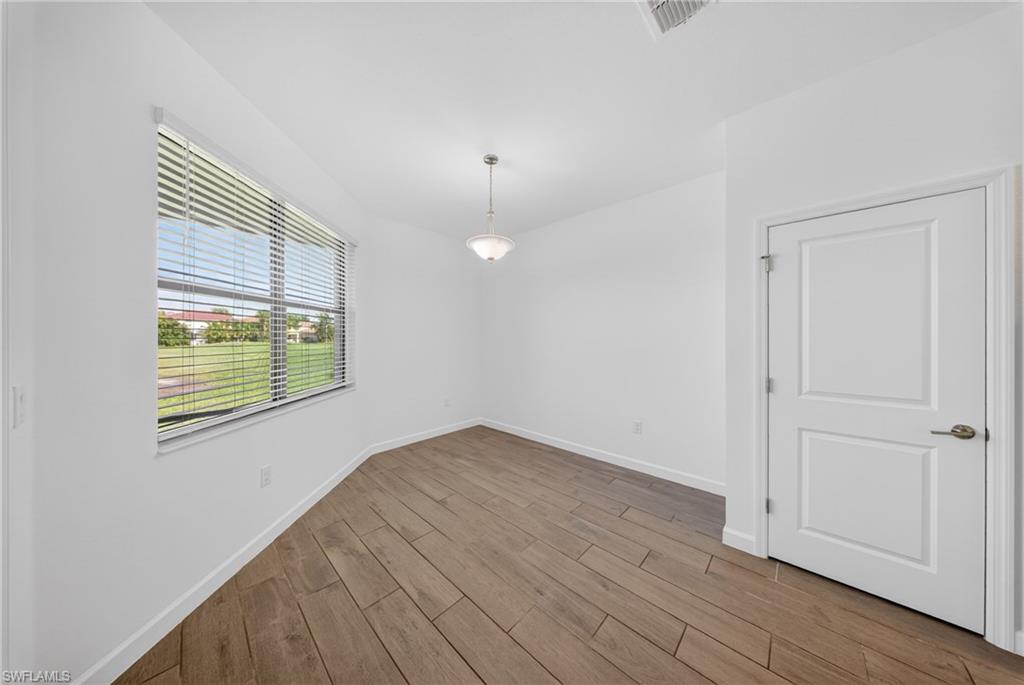 VALENCIA COUNTRY CLUB - Residential Lease