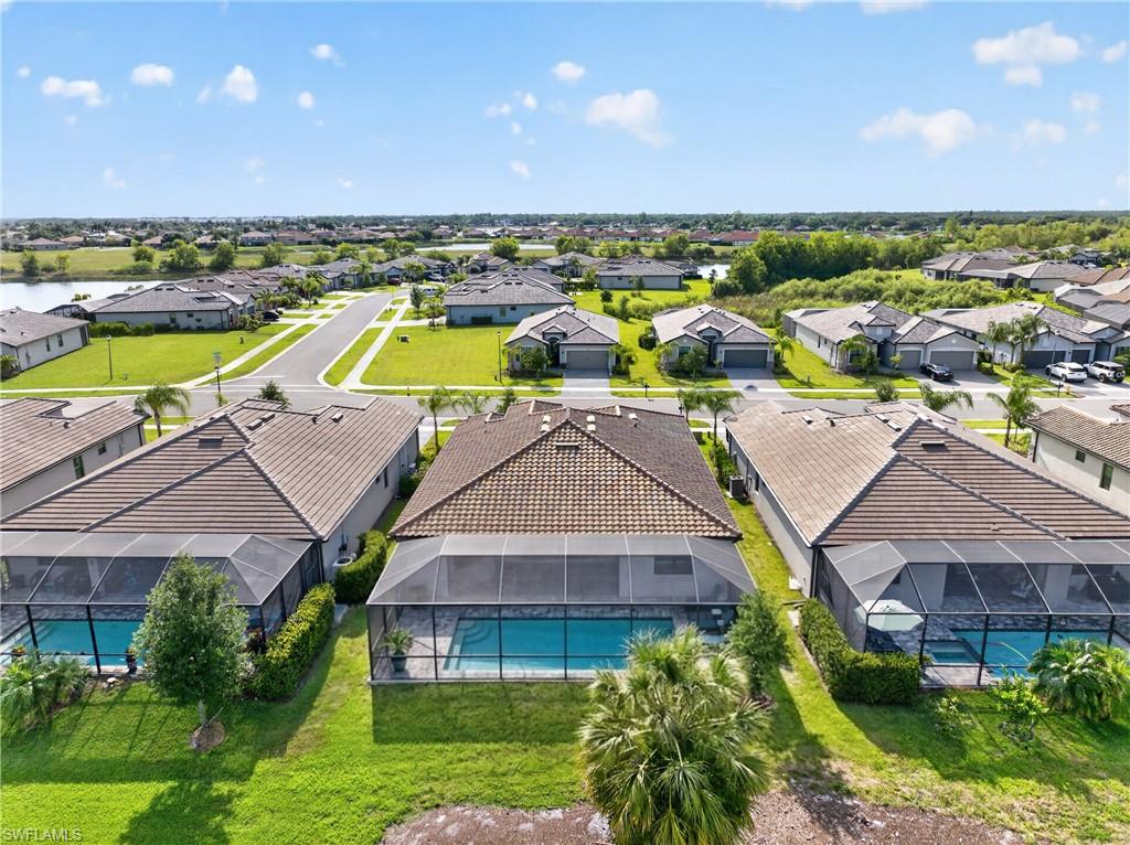 VALENCIA COUNTRY CLUB - Residential Lease