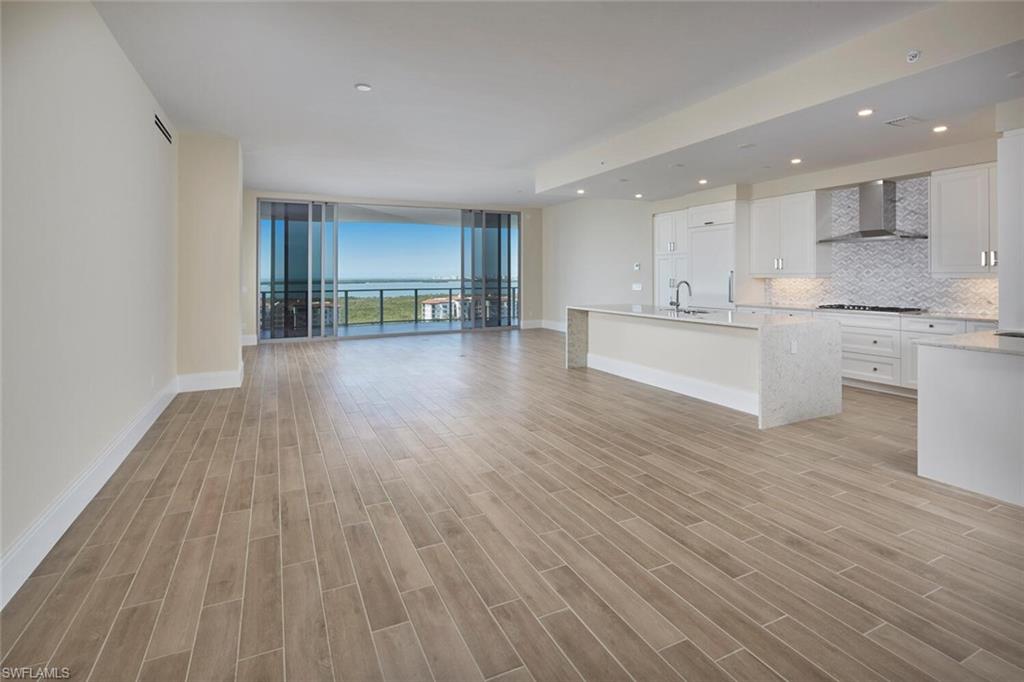 INFINITY AT THE COLONY - Residential