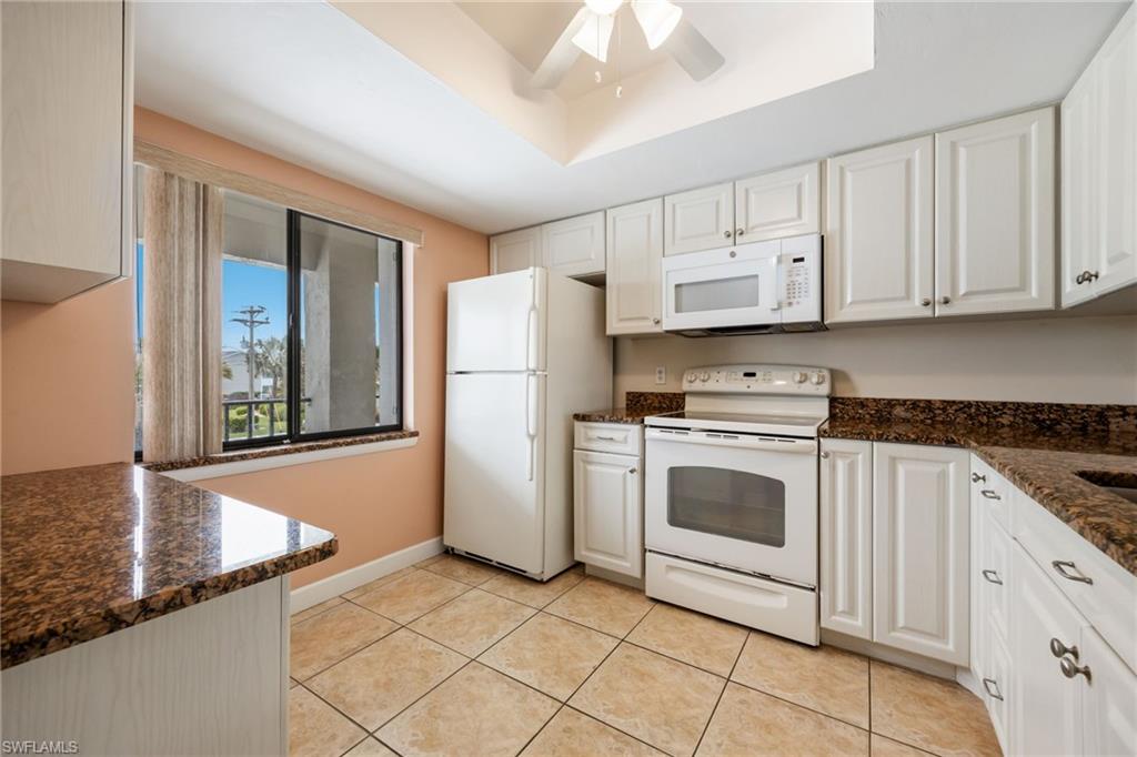 HARBOURTOWNE OF CAPE CORAL - Residential