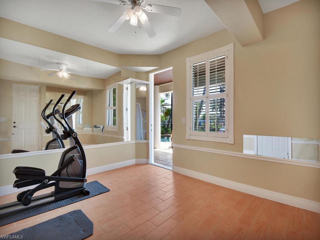 PALM ISLES - Residential