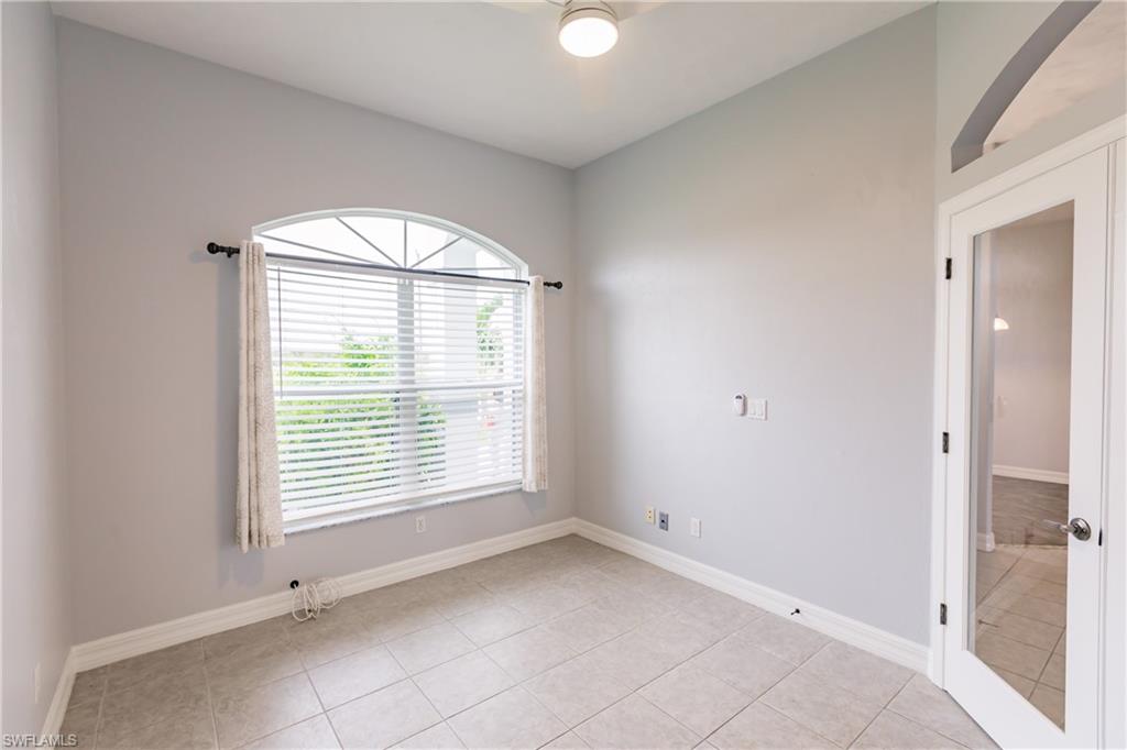 CORAL OAKS GOLF COURSE - Residential