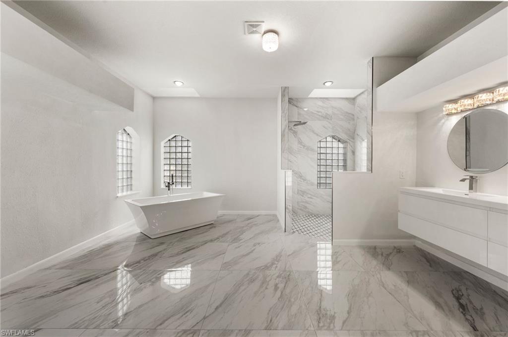 PORT CHARLOTTE - Residential