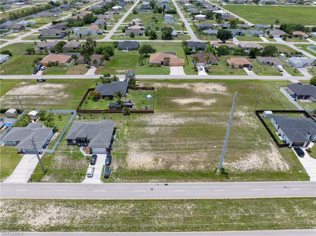 CAPE CORAL - Land