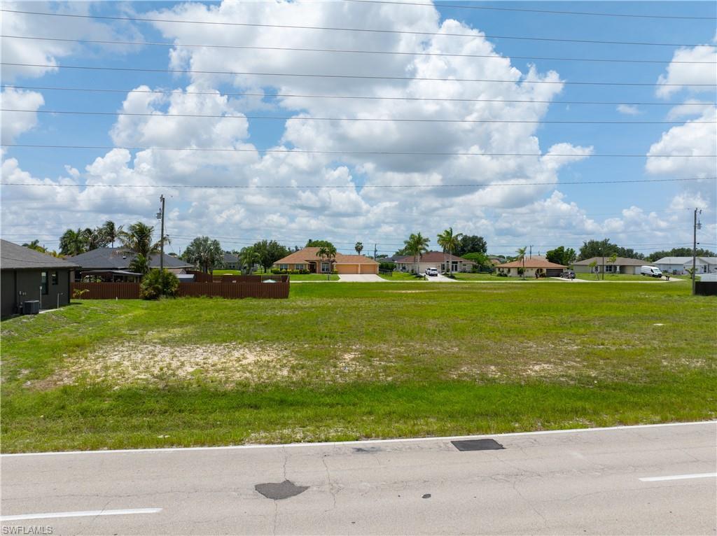 CAPE CORAL - Land