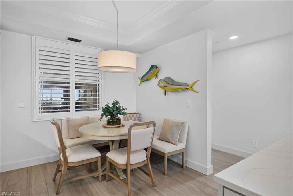 HARBOUR ISLE YACHT AND RACQUET CLUB CONDO - Residential