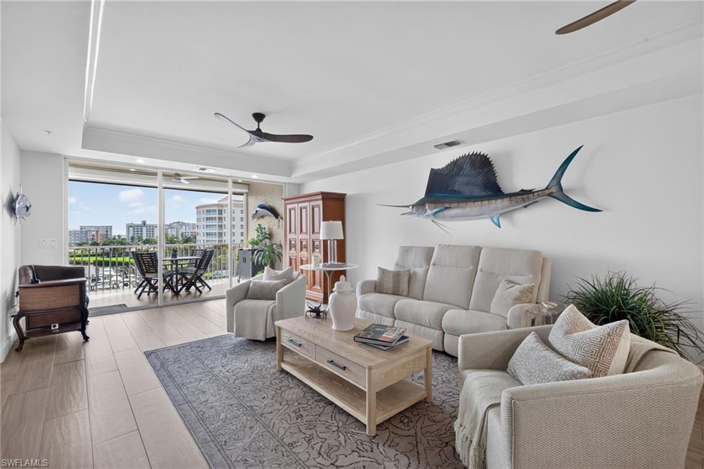 HARBOUR ISLE YACHT AND RACQUET CLUB CONDO - Residential