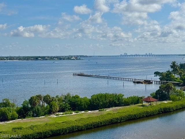 HARBOUR ISLE YACHT AND RACQUET CLUB CONDO - Residential