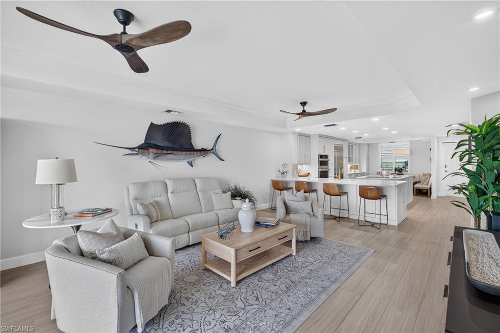 HARBOUR ISLE YACHT AND RACQUET CLUB CONDO - Residential