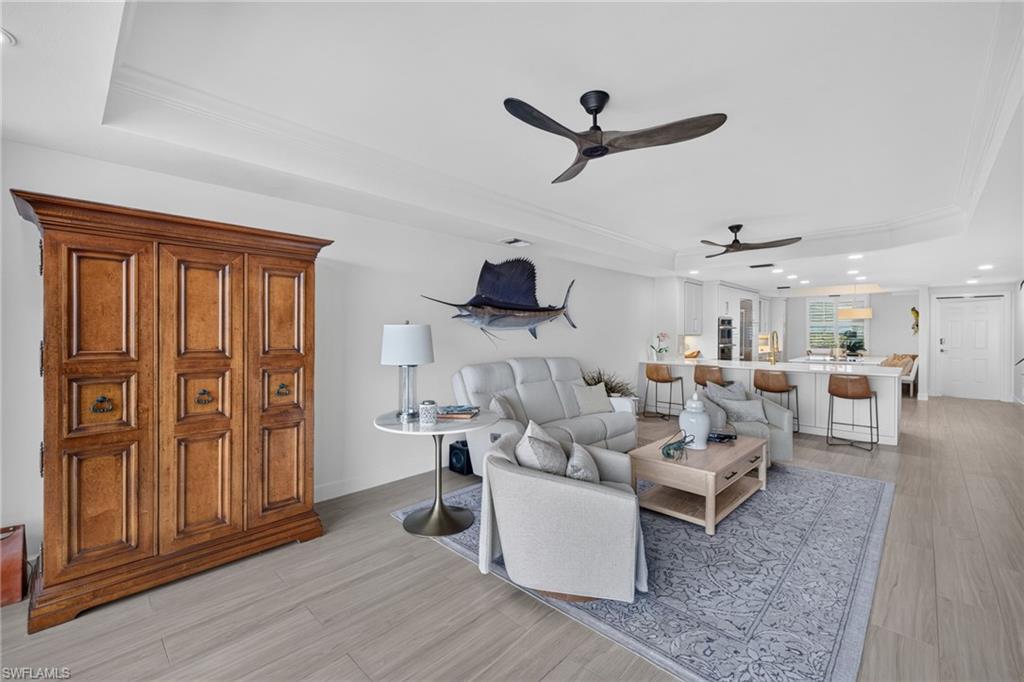 HARBOUR ISLE YACHT AND RACQUET CLUB CONDO - Residential