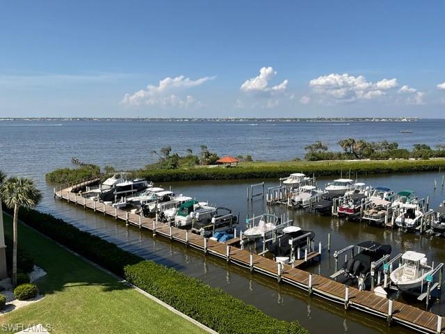 HARBOUR ISLE YACHT AND RACQUET CLUB CONDO - Residential