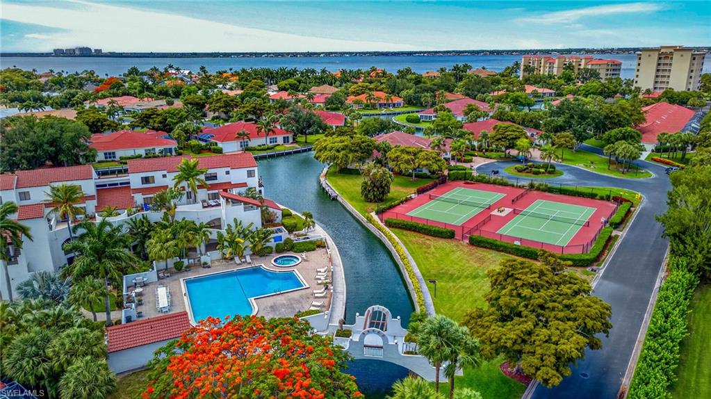 HARBOUR ISLE YACHT AND RACQUET CLUB CONDO - Residential