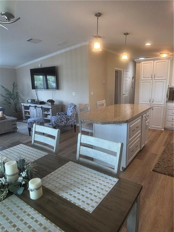 IMPERIAL BONITA ESTATES - Residential
