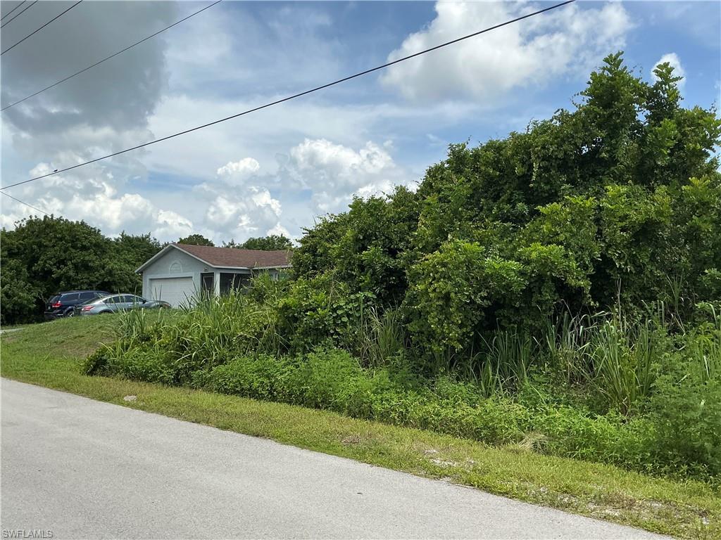 LEHIGH ACRES - Land