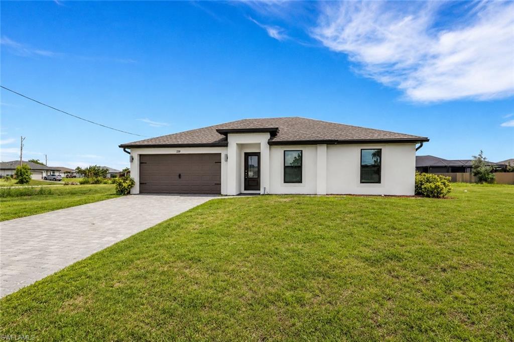 CAPE CORAL - Residential