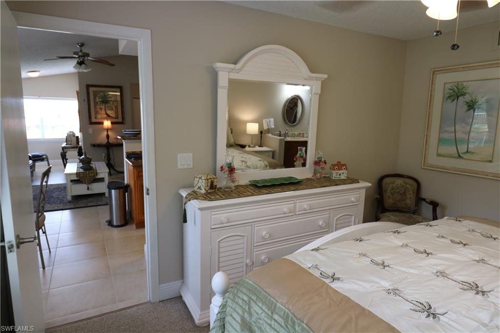 VENETIAN PALMS - Residential