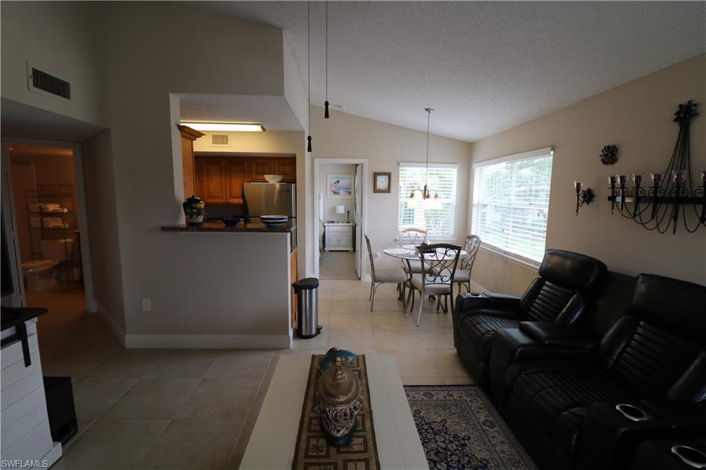 VENETIAN PALMS - Residential