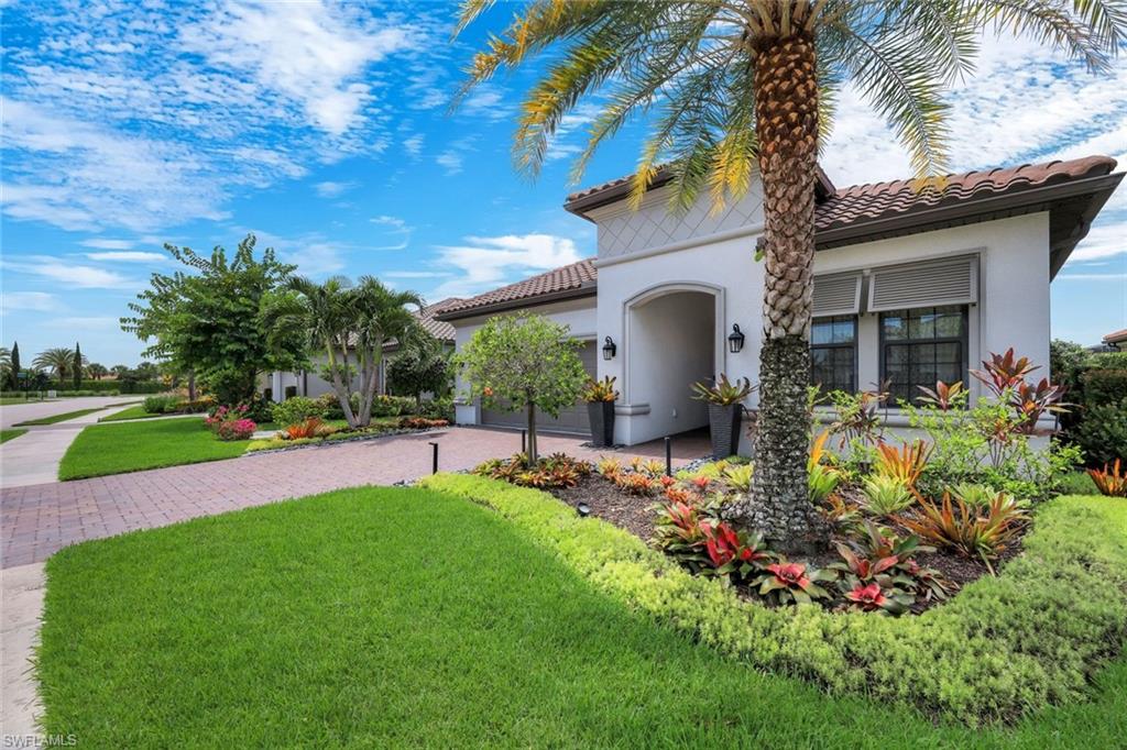 ESPLANADE - Residential